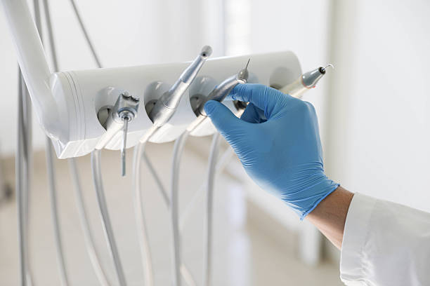 Professional Emergency Dentist technician working in Lexington, MO